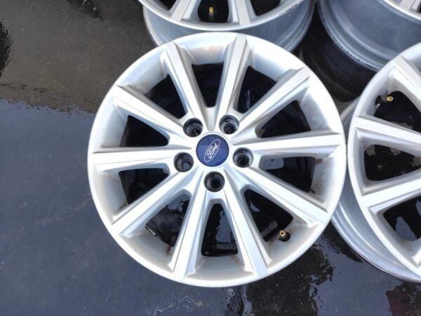 Llantas de 16 pulgadas Ford C-Max II del 2016, 7.0Jx16H2 ET50. - Imagen 4