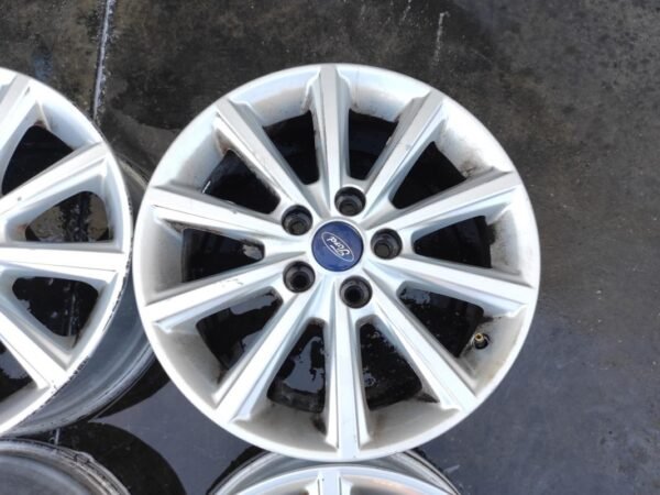 Llantas de 16 pulgadas Ford C-Max II del 2016, 7.0Jx16H2 ET50. - Imagen 3