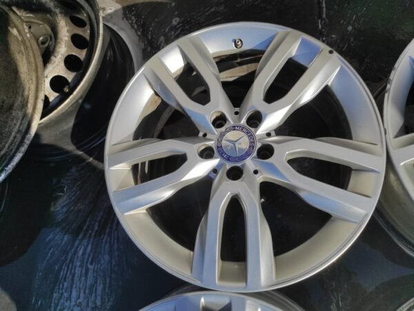 Llantas de 18 pulgadas Mercedes GLA(X156), 7.0Jx18H2 ET46, A1564010200. - Imagen 2