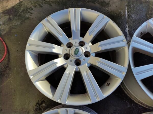 Llantas de 20 pulgadas Ranger Rover III del 2009, 8036 9 1/2Jx20 ET53. - Imagen 2