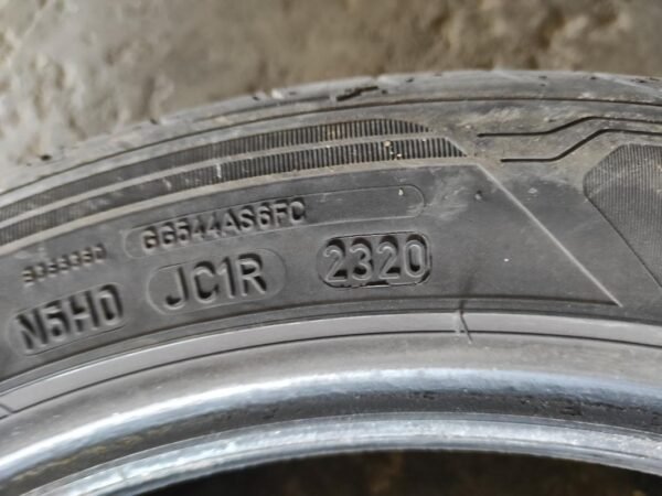 Juego de Neumáticos Goodyear 235/45R18. - Imagen 4