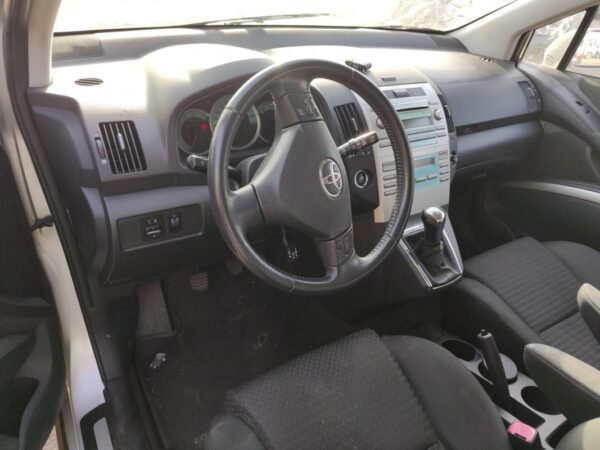 Despiece Toyota Corolla Verso III 2.0 D-4D (136 cv) 2007 - Imagen 5