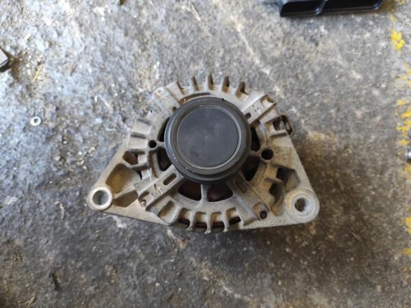 Alternador Hyundai ix35 1.7 CRDi (115 cv) - Imagen 2