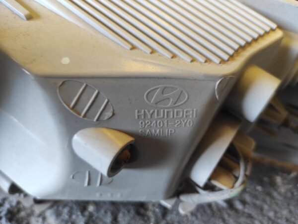 Piloto trasero izquierdo Hyundai ix35 1.7 CRDi (115 cv) - Imagen 3