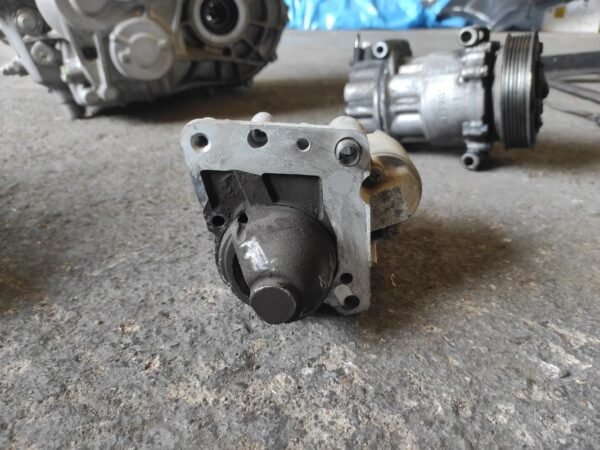 Motor de arranque Citroen C4 I Hatchback (Fase I, 2004) 1.6 HDi 16V (109 cv) - Imagen 2