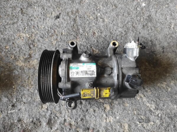 Compresor aire acondicionado Citroen C4 I Hatchback (Fase I, 2004) 1.6 HDi 16V (109 cv) - Imagen 2