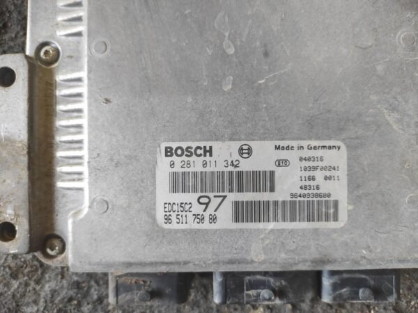 Centralita motor uce Peugeot Expert (224) 2.0 HDI (94 cv) - Imagen 2