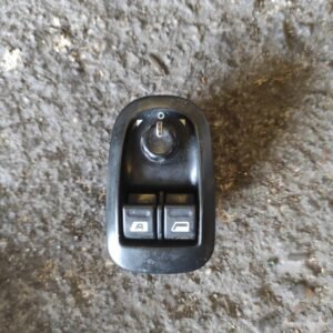 Mando elevalunas delantero izquierdo Peugeot Expert (224) 2.0 HDI (94 cv)