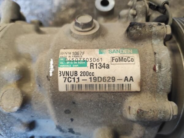 Compresor aire acondicionado Ford Transit Furgón (FA_ _) 2.2 DI (FAE_,FAF_,FAG) (86 cv) - Imagen 4