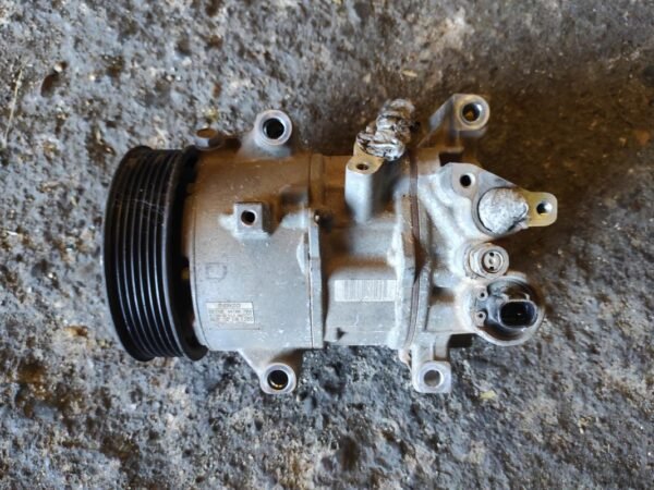 Compresor aire acondicionado Toyota RAV 4 IV 2.0 D-4D (124 cv) - Imagen 2