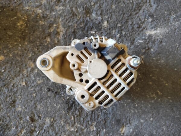 Alternador Nissan Pick UP (D22) 2.5 Di 4WD King Cab (133 cv) - Imagen 3