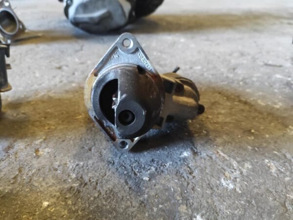 Motor de arranque Suzuki Swift I 1.3 DDiS (70 cv) - Imagen 2