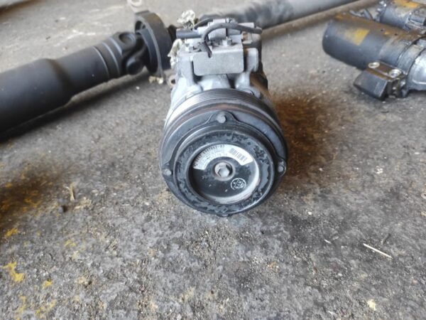 Compresor aire acondicionado Bmw Serie 1 (E81) 116d (116 cv) - Imagen 2