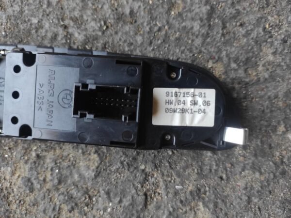 Mando elevalunas delantero izquierdo Bmw Serie 1 (E81) 116d (116 cv) - Imagen 3
