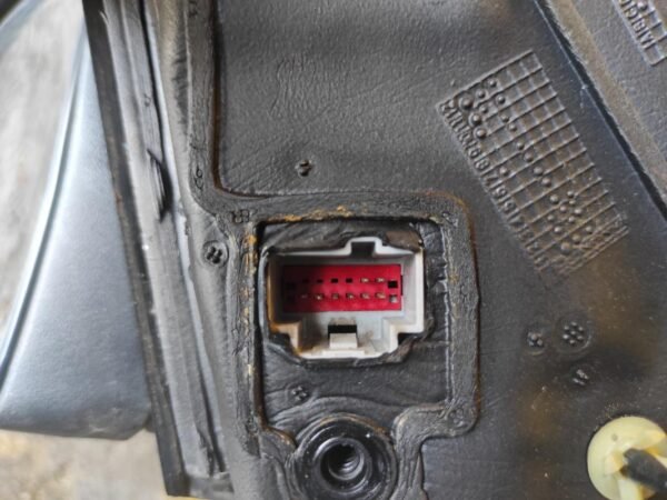 Retrovisor izquierdo Ford Focus III Wagon 1.6 TDCi (115 cv) - Imagen 3
