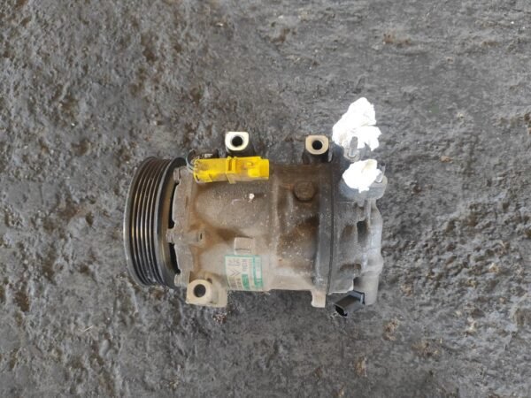 Compresor aire acondicionado Peugeot 407 2.0 HDi (136 cv) - Imagen 2