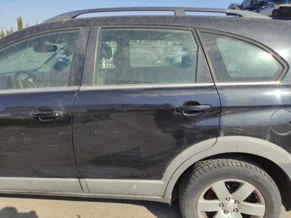 Puerta trasera izquierda Chevrolet Captiva II 2.2 D 16V (163 cv)