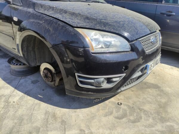 Paragolpe delantero Ford Focus II Hatchback 1.8 TDCi (116 cv) - Imagen 3