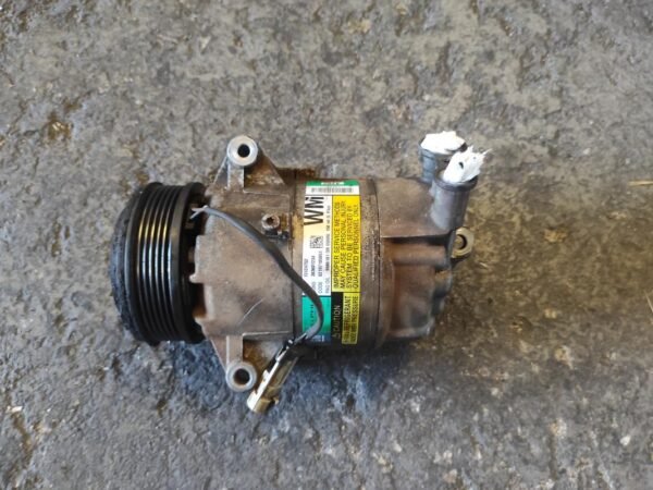Compresor aire acondicionado Opel Astra H 1.9 CDTI (120 cv) - Imagen 2