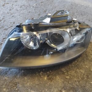 Faro izquierdo Audi A3 (8P) 2.0 TDI (140 cv) DSG
