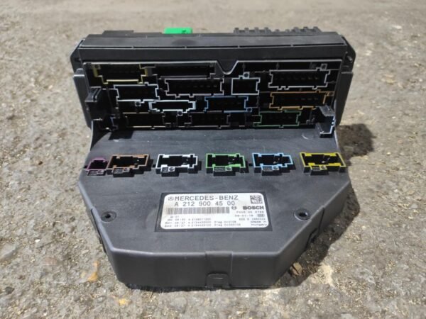 Caja de reles / fusibles Mercedes Benz Clase E (W212) E 250 CDI (204  cv) Automatico DPF - Imagen 3