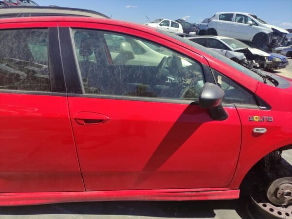 Puerta delantera derecha Fiat Punto (2012 - Evo Versión) 1.2 (67cv)
