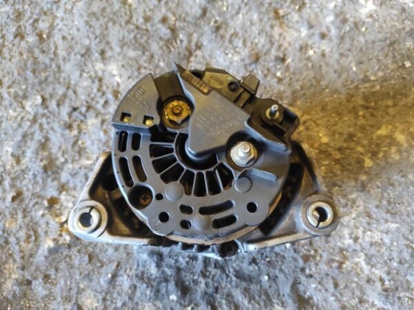 Alternador Opel Vectra C 2.0 DTI (100 cv) - Imagen 3