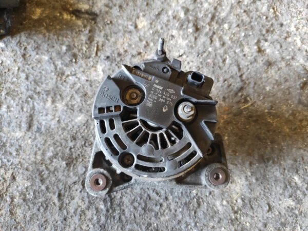 Alternador Renault Clio III 1.5 dCi 8V (86 cv) - Imagen 3