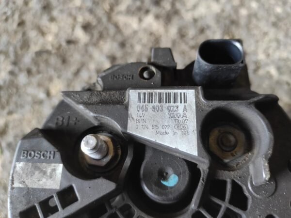 Alternador Volkswagen Polo IV (9N3) 1.4 TDI (70 cv) 3dr. - Imagen 4