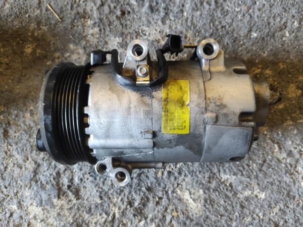 Compresor aire acondicionado Ford Focus II Hatchback 1.8 TDCi (116 cv) - Imagen 2