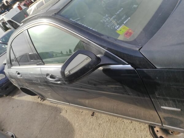 Puerta delantera derecha Mercedes Benz Clase C (W204) C 220 CDI (170 cv) - Imagen 2