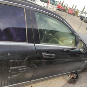 Puerta delantera derecha Mercedes Benz Clase C (W204) C 220 CDI (170 cv)