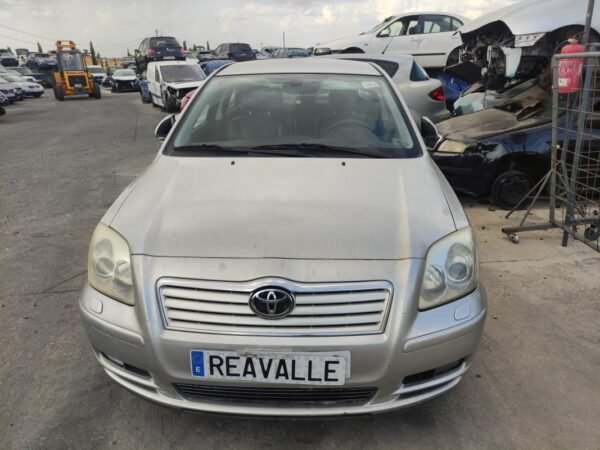 Despiece Toyota Avensis II 2.0 D-4D (116 cv) 2004