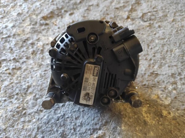 Alternador Peugeot 207 1.4 HDi (68cv) - Imagen 3