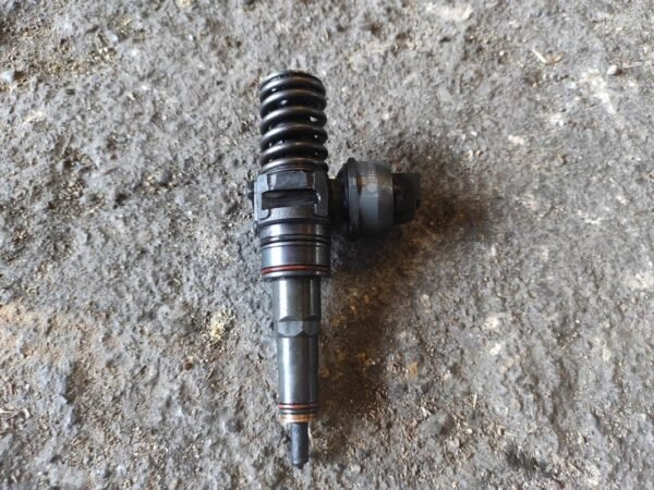 Inyector Volkswagen Golf V 1.9 TDI (105 cv)