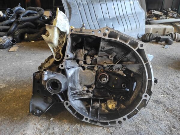 Caja cambios Peugeot 207 1.4 HDi (68cv) - Imagen 2