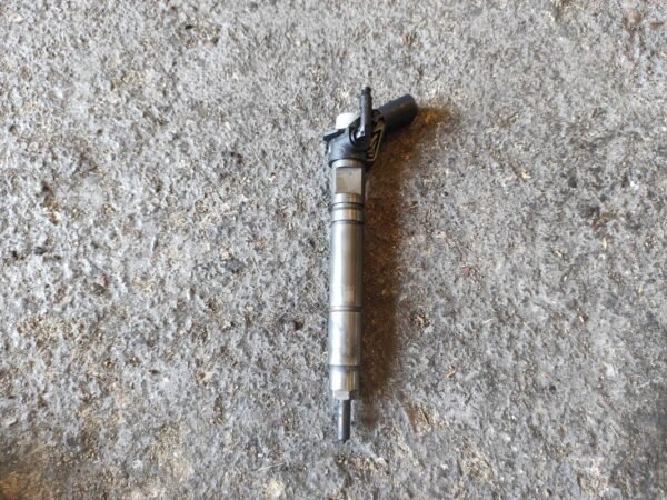 Inyector Mercedes Benz Sprinter 5-t Caja/Chasis (906) 515 CDI (906,153, 906,155, 906,253, 906,255) (150 cv)