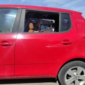 Puerta trasera izquierda Skoda Fabia II (Versión 2010) 1.2 (70 cv)