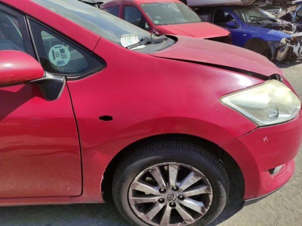 Aleta delantera derecha Toyota Auris I 2.0 D-4D (126 cv)