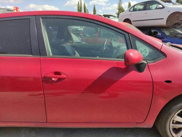 Puerta delantera derecha Toyota Auris I 2.0 D-4D (126 cv)