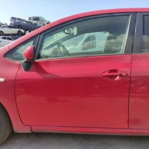 Puerta delantera izquierda Toyota Auris I 2.0 D-4D (126 cv)