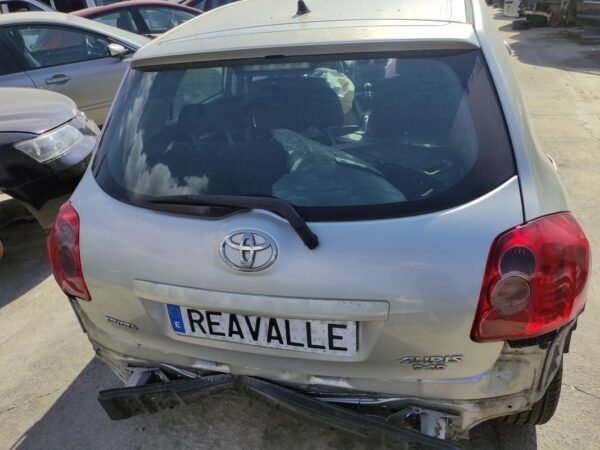 Porton trasero Toyota Auris I 2.0 D-4D (126 cv)