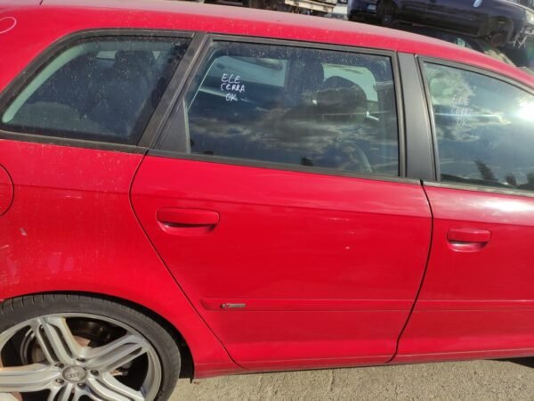Puerta trasera derecha Audi A3 (8P) 2.0 TDI (140 cv)