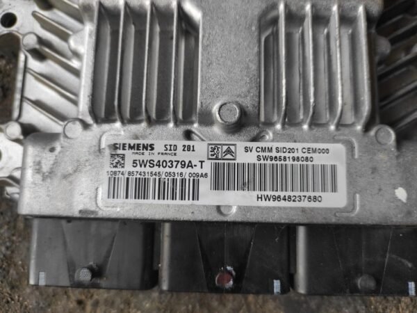 Centralita motor uce Peugeot 607 2.7 HDi V6 24V (205 cv) - Imagen 2