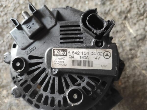 Alternador Mercedes Benz CLK (A 209 Versión 2005) CLK 320 CDI (224 cv) - Imagen 4