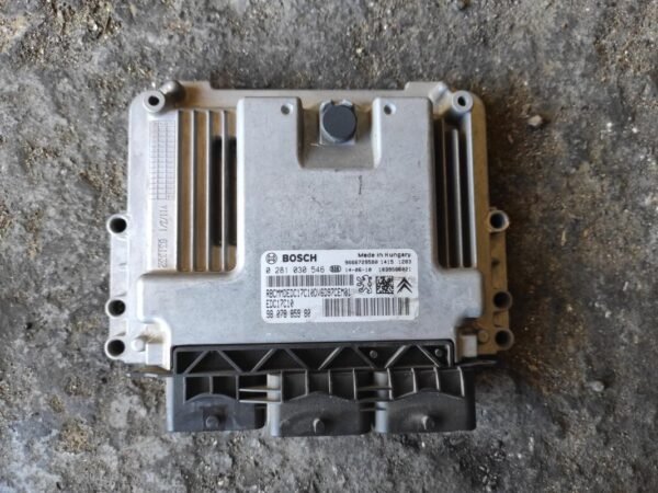 Centralita motor uce Peugeot 208 1.6 e-HDi (92 cv) FAP STT