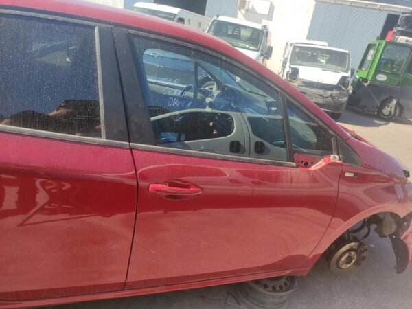 Puerta delantera derecha Peugeot 208 1.6 e-HDi (92 cv) FAP STT