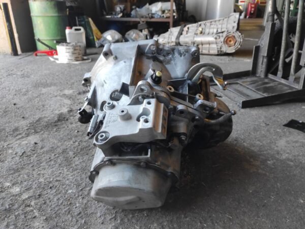 Caja cambios Peugeot 208 1.6 e-HDi (92 cv) FAP STT - Imagen 3