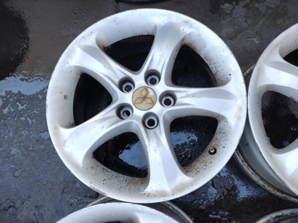 Llantas de 17 pulgadas Mitsubishi Grandis, 17x7JJ. - Imagen 2