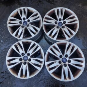 Llantas de 16 pulgadas Ford Focus III Wagon, 7Jx16H2 ET50.